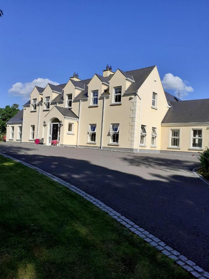 Private Room In Superb House Bed 1 Nobber Exterior photo