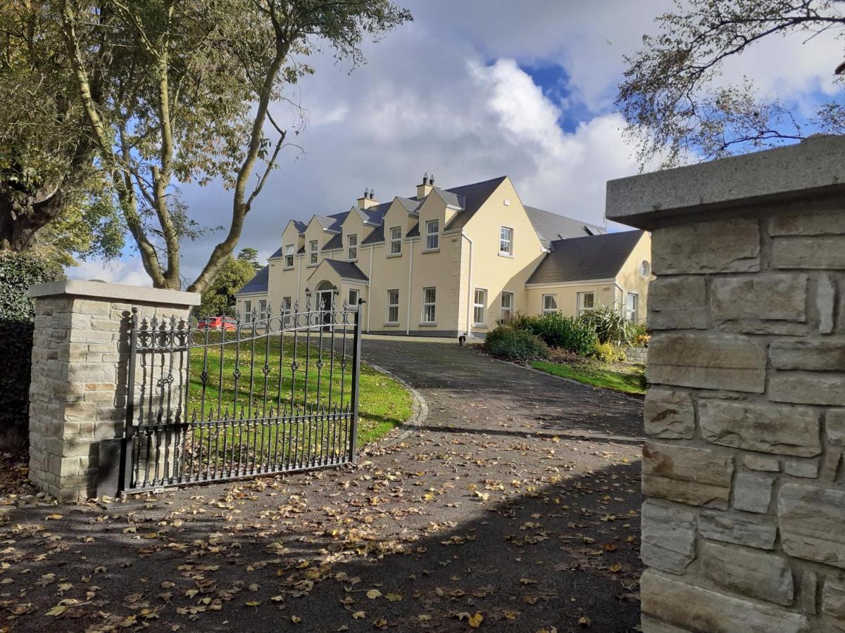 Private Room In Superb House Bed 1 Nobber Exterior photo